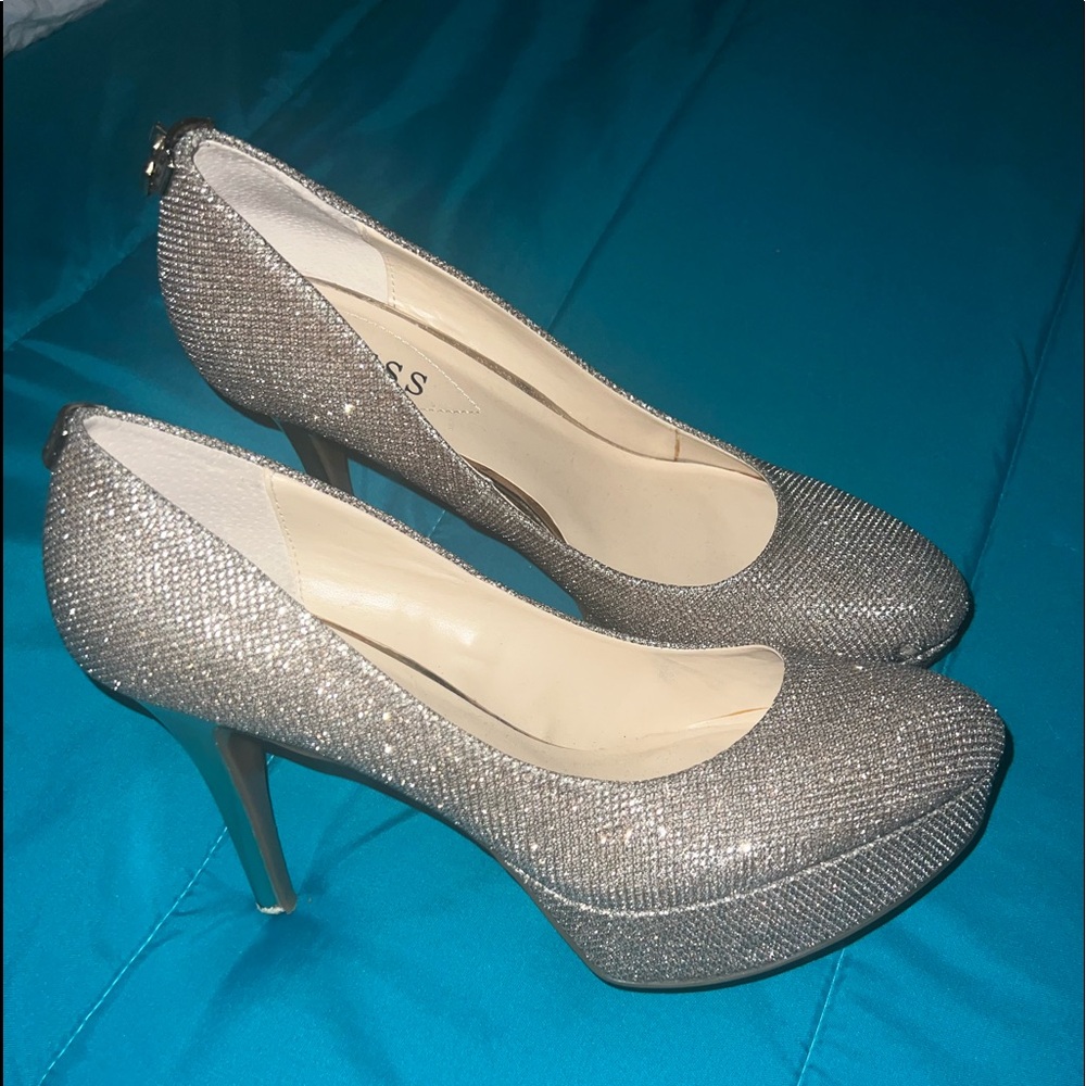 Women’s Gold Pump Heels